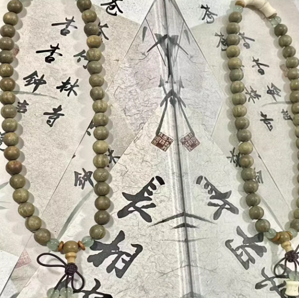 Verdant Calm Whispering Grove Mala — Natural Green Sandalwood BraceletGreen Sandalwood Bracelet