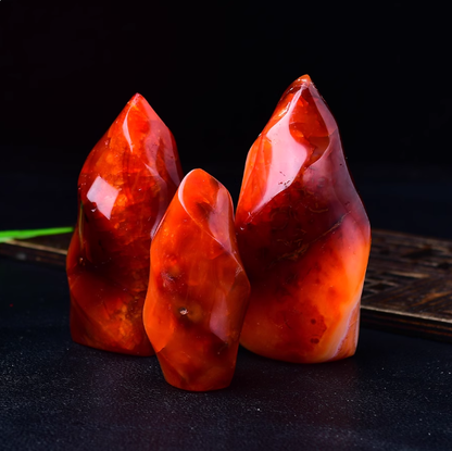 Red Agate "Torch of Triumph" Ornament: The Unyielding Fire of Success