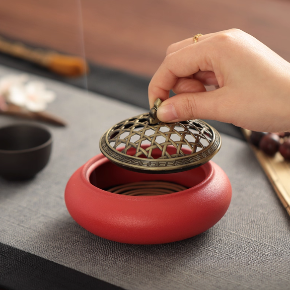 Zen Ceramic Incense Burner: The Gentle Fire of Tranquility