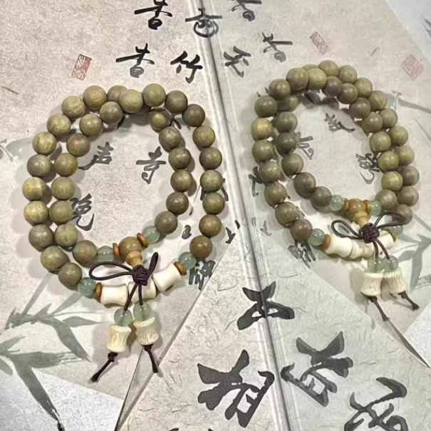 Verdant Calm Whispering Grove Mala — Natural Green Sandalwood BraceletGreen Sandalwood Bracelet