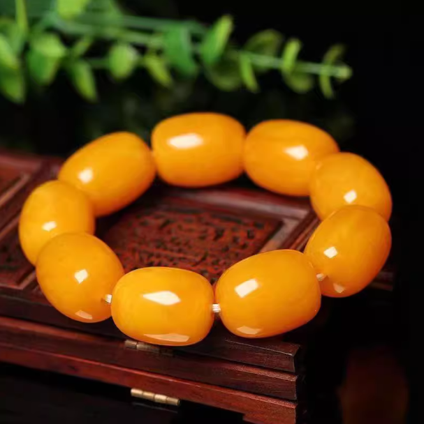 Earth Radiance – Natural Golden Beeswax Amber Barrel Bead Bracelet
