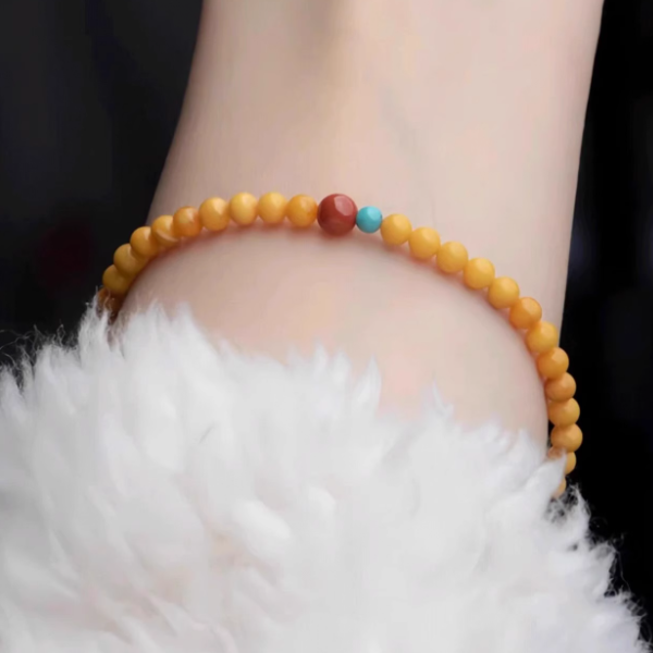 Golden Harmony – Multi-Layer Beeswax Amber Bracelet with Accent Beads