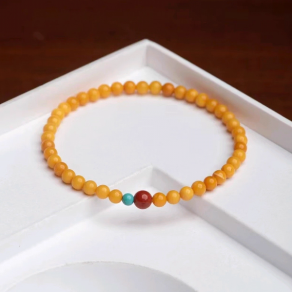 Golden Harmony – Multi-Layer Beeswax Amber Bracelet with Accent Beads