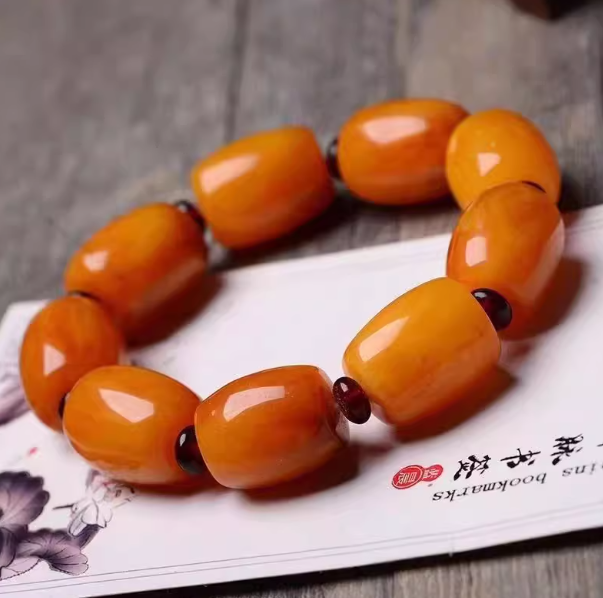 Earth Radiance – Natural Golden Beeswax Amber Barrel Bead Bracelet